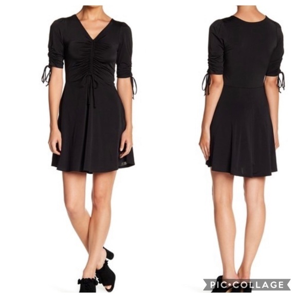 Abound NWT Ruched Front Sleeves Mini LBD Dress Classic Basic Black Juniors Sz XS - Picture 1 of 8